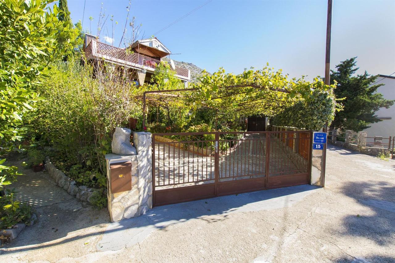 Apartments Pavlina ستاريغغاد باكلينتسا المظهر الخارجي الصورة