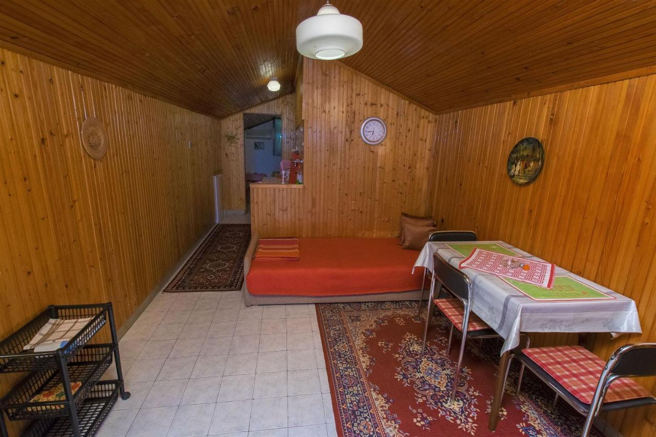 Apartments Pavlina ستاريغغاد باكلينتسا المظهر الخارجي الصورة